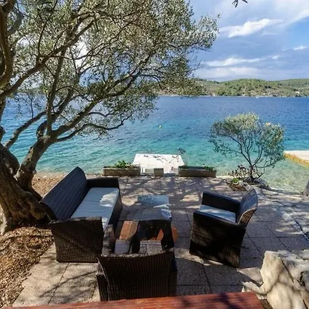 Seaside House Cove Gabrica, Korcula - 24573 בית נופש *